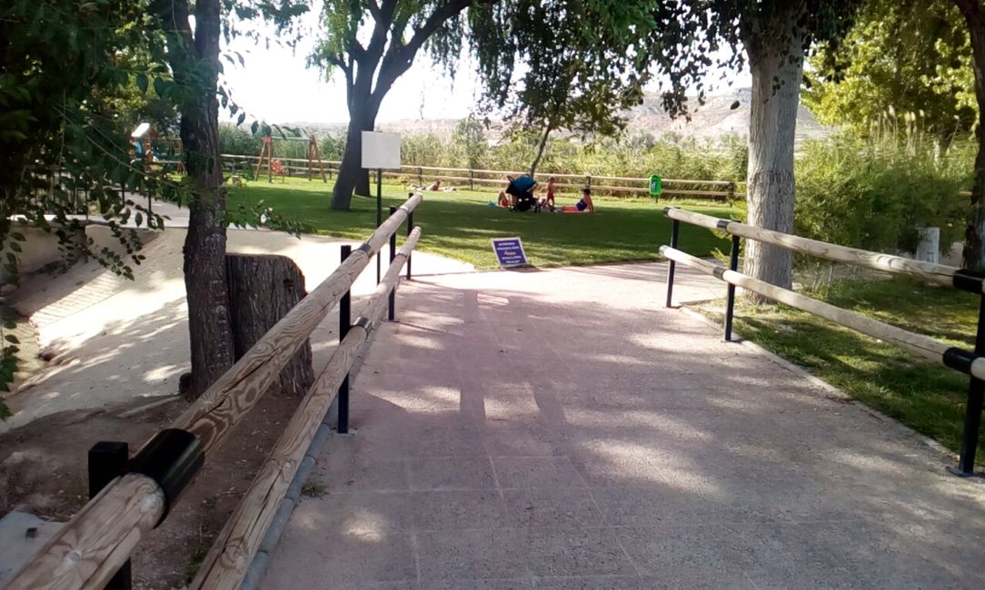 Public Spring of Fuencaliente (Orce, Granada) (August 2021)