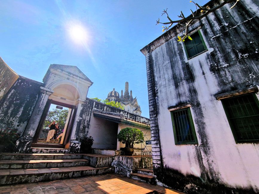 Rey Rama IV, complejo palaciego de Phra Nakhon Khiri