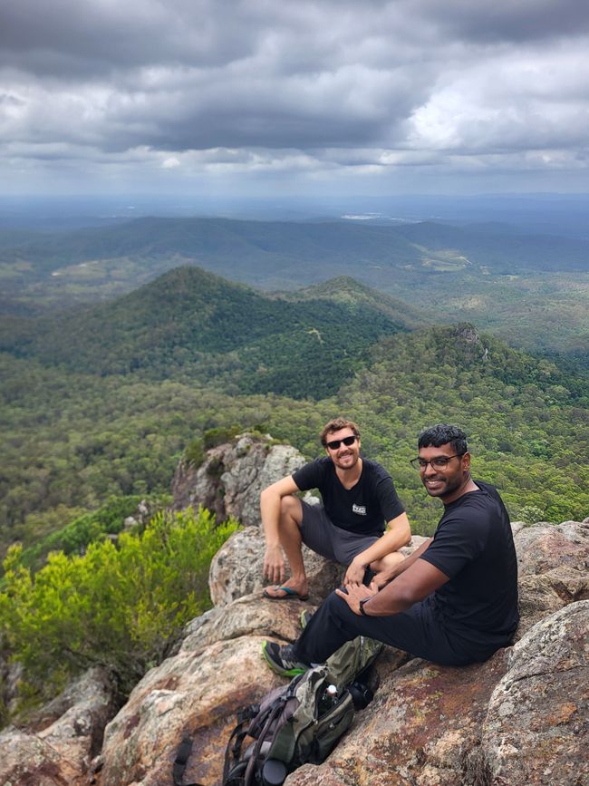 Wanderung auf den Flinders Peak mit Pooven