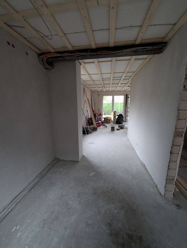 Nur noch einmal Schleifen und spachteln!