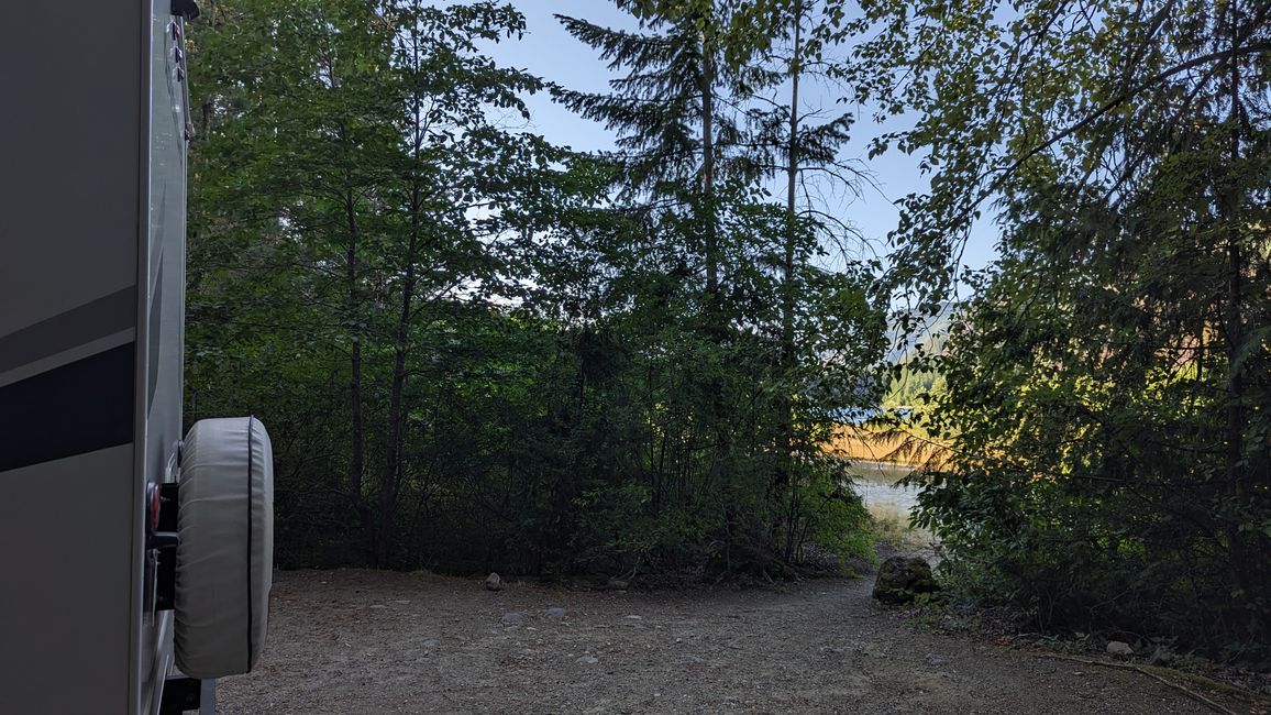  Buttle Lake CG  Site 14
