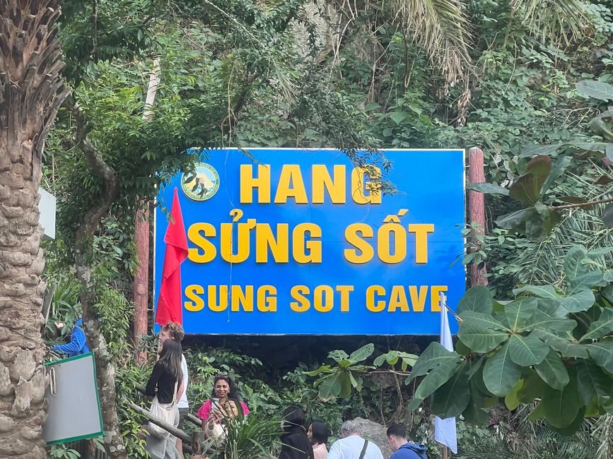 Tag 3 - Hanoi: Glitzereinhörner, Affen und die Kunst der Perlenzucht