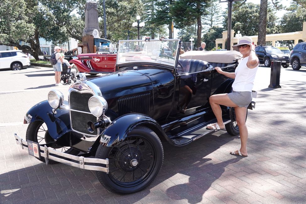 Speciale per il 'Festival Art Deco di Napier'