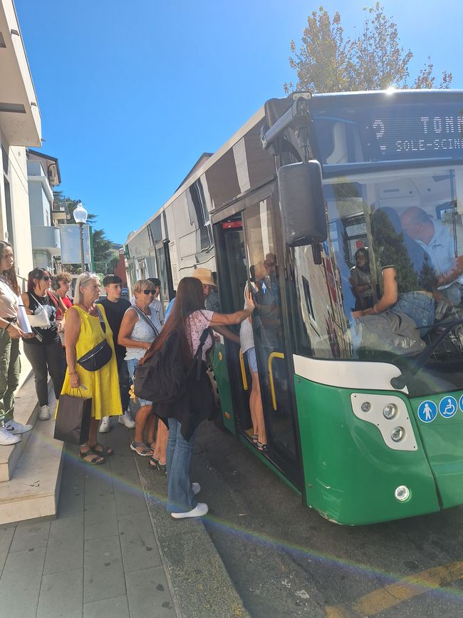 En bicicleta y autobús a Palmi...