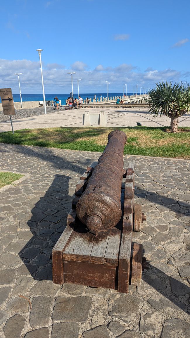 Tag 3: Porto Santo - Geheime Höhlen & bizzare Felsen am Meer