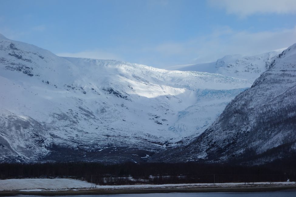 Fjord and glacier 