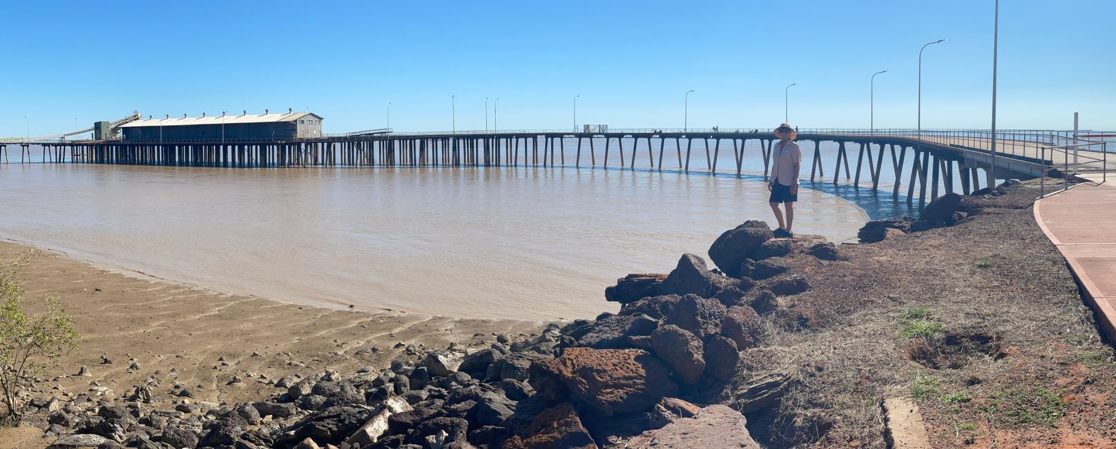 Derby Jetty at low tide…
