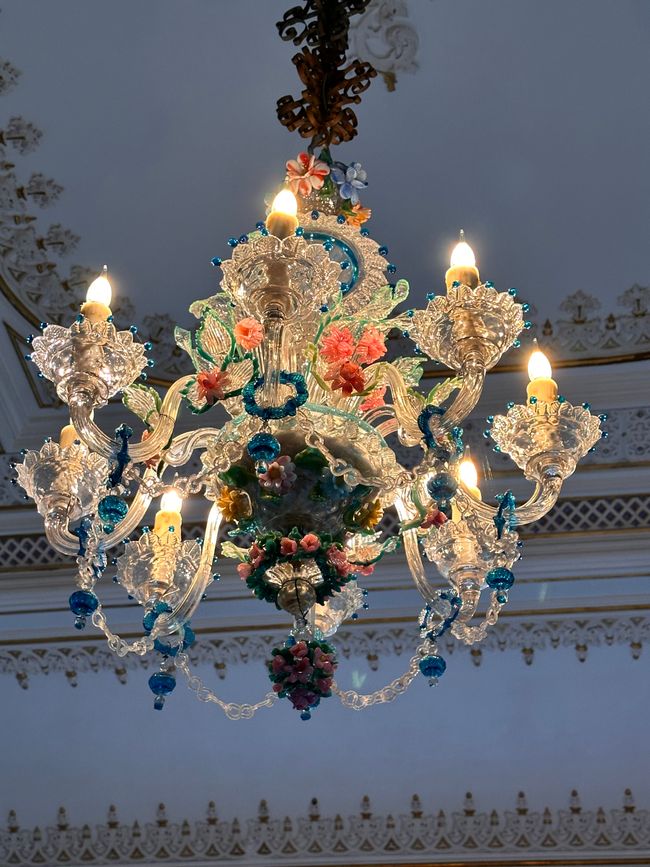 Ein Tag voller Entdeckungen in Sintra: Märchenhafte Paläste und kulinarische Genüsse