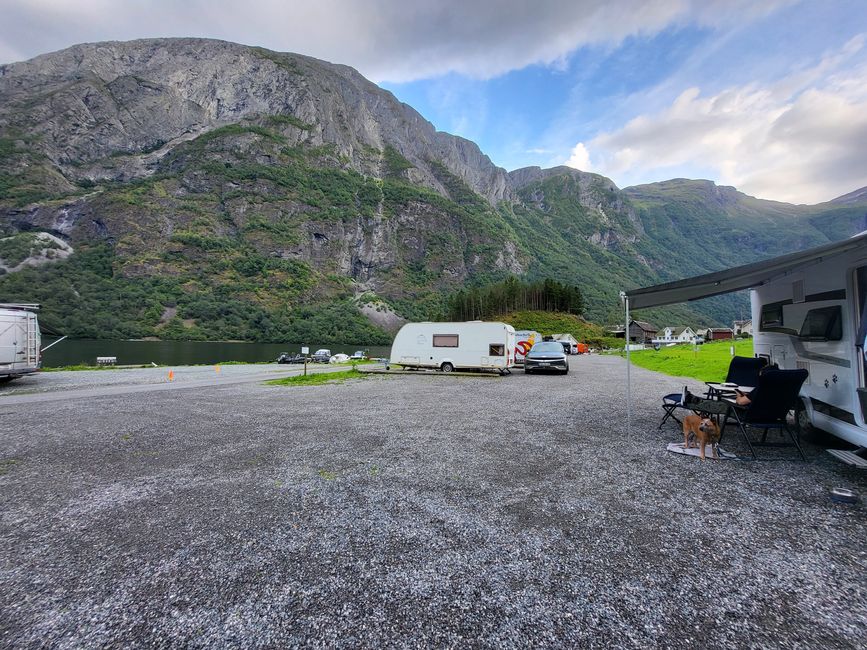 Tag 11 - Bakka am Næroyfjorden über Vossevangen und Viking Valley in Gudvangen