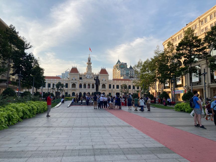 胡志明市