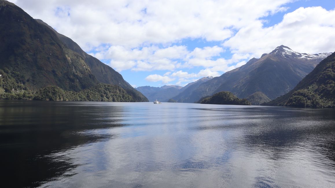 Lake Manapouri
