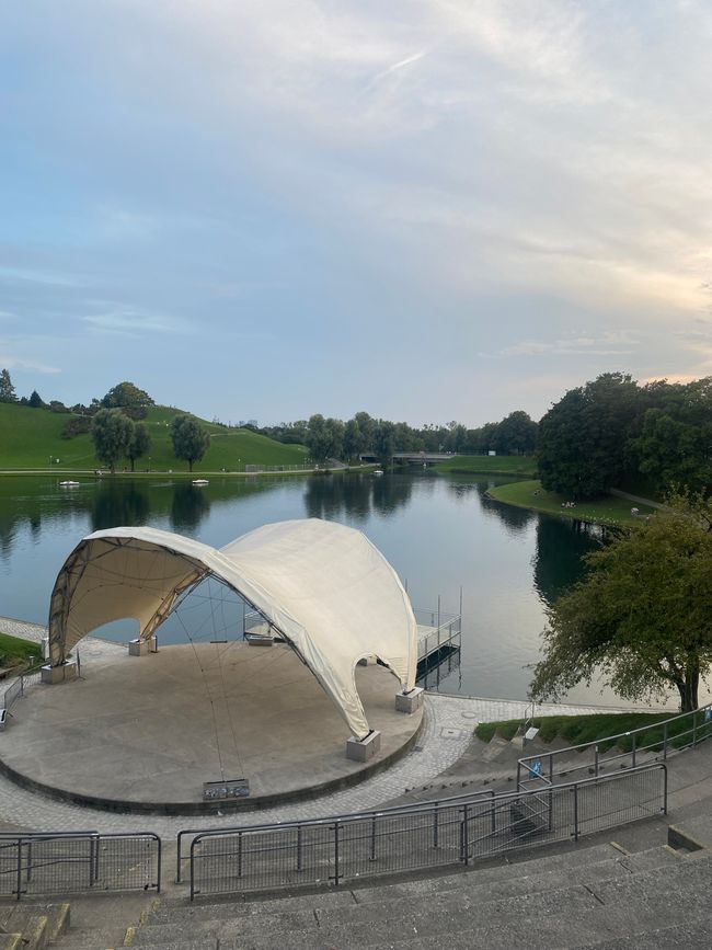 📍Olympia-Park, Múnich/ 📍Olympia Park, Munich