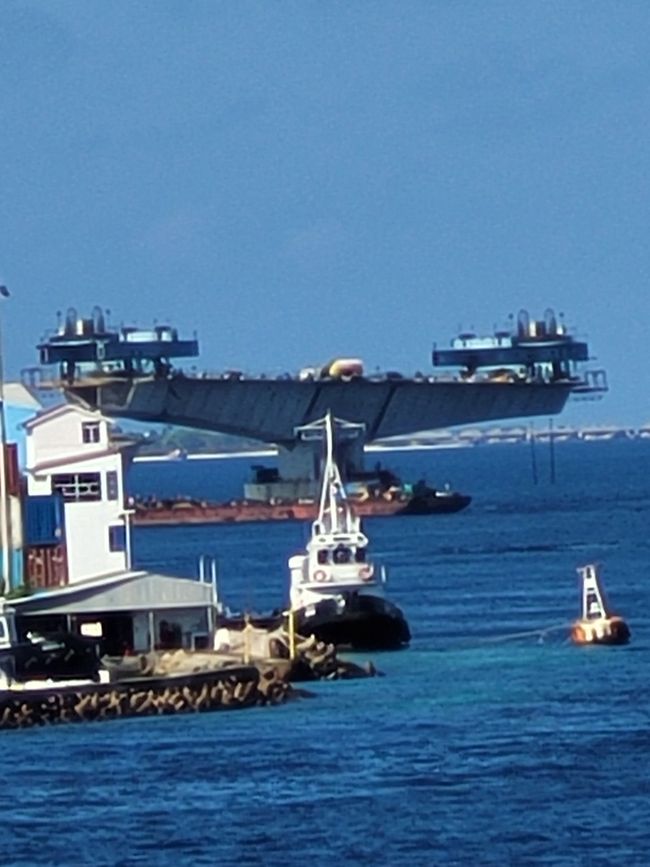 Día 127 y 128 hasta 131 de 175: Crucero alrededor del mundo - Malé/Maldivas y cuatro días en el mar