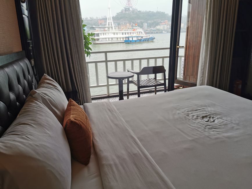 ... und Blick vom Bett ...