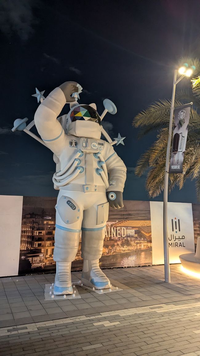 标签 7 (2024) 迪拜海洋世界与雅斯湾