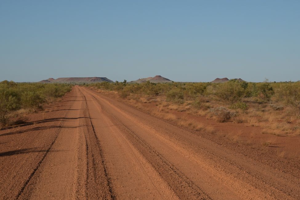 Outback Road / Outback road