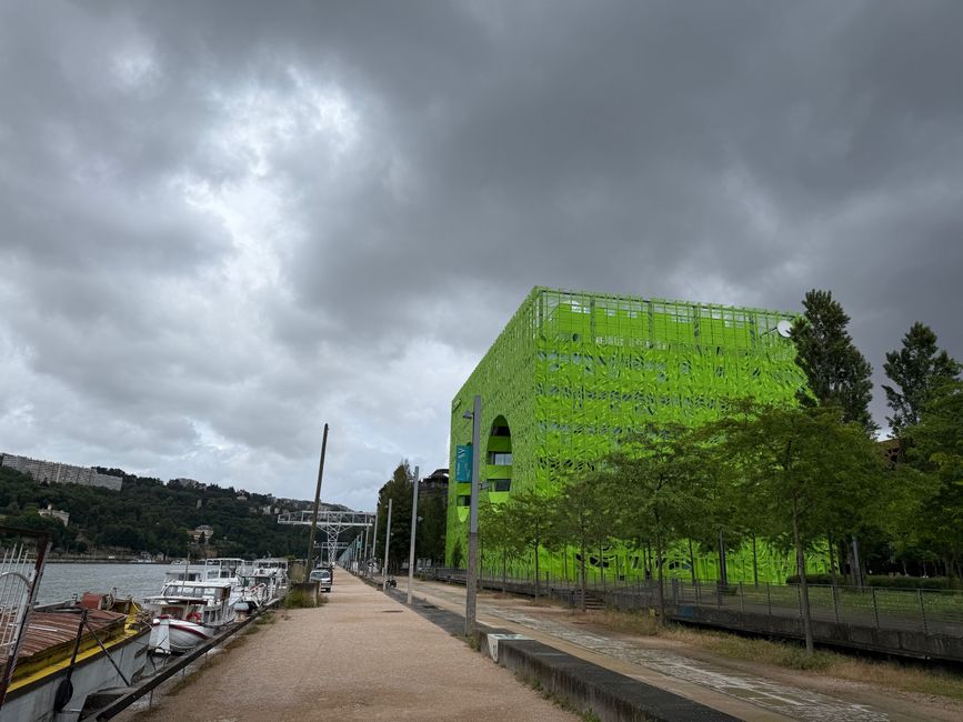 Cube Vert