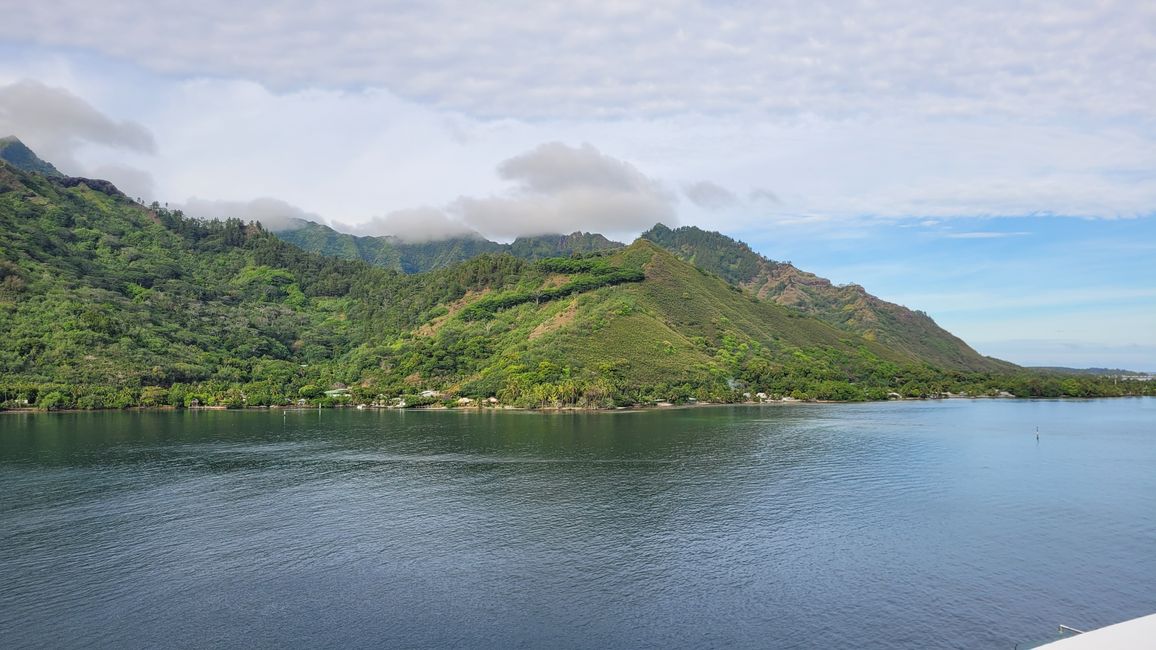 Mo’orea – impresionantes cumbres montañosas nos reciben