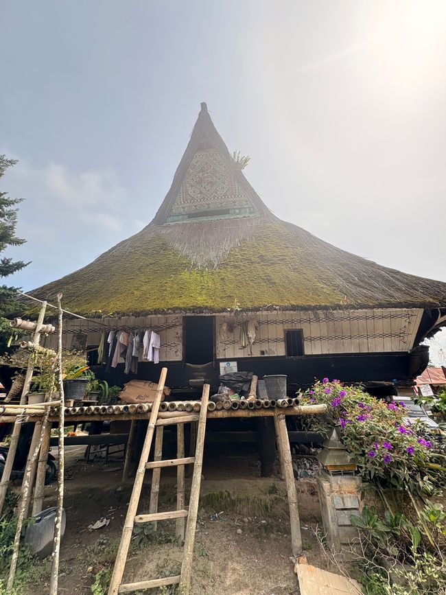Dokan - casas tradicionales Karo-Batak