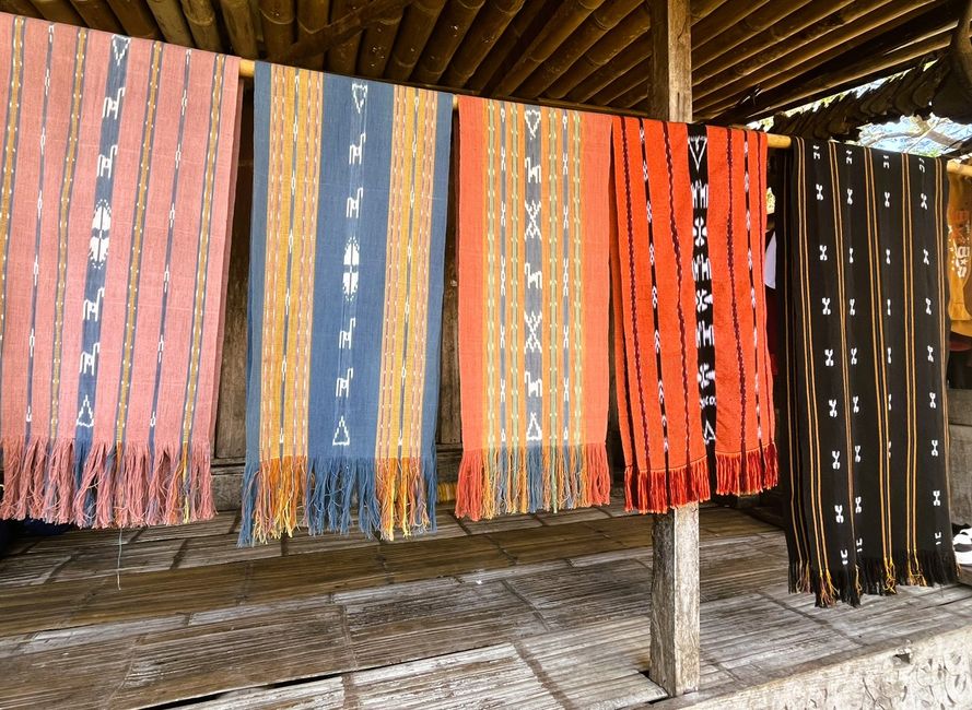 Bena, trabajos de tejido locales