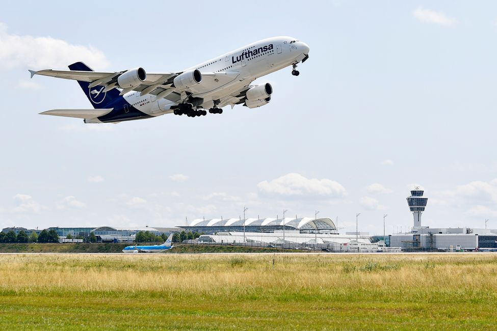 380 approaching MUC