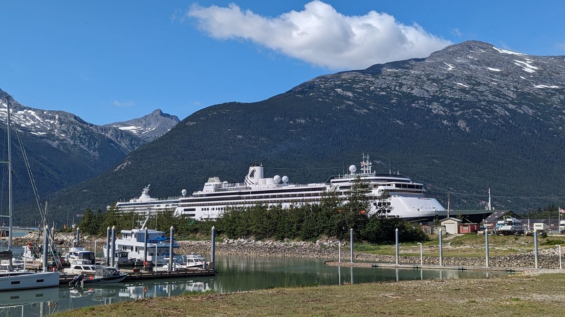 Tag 22: Auf nach Alaska! Ein Erdrutsch, der White Pass & lange Züge