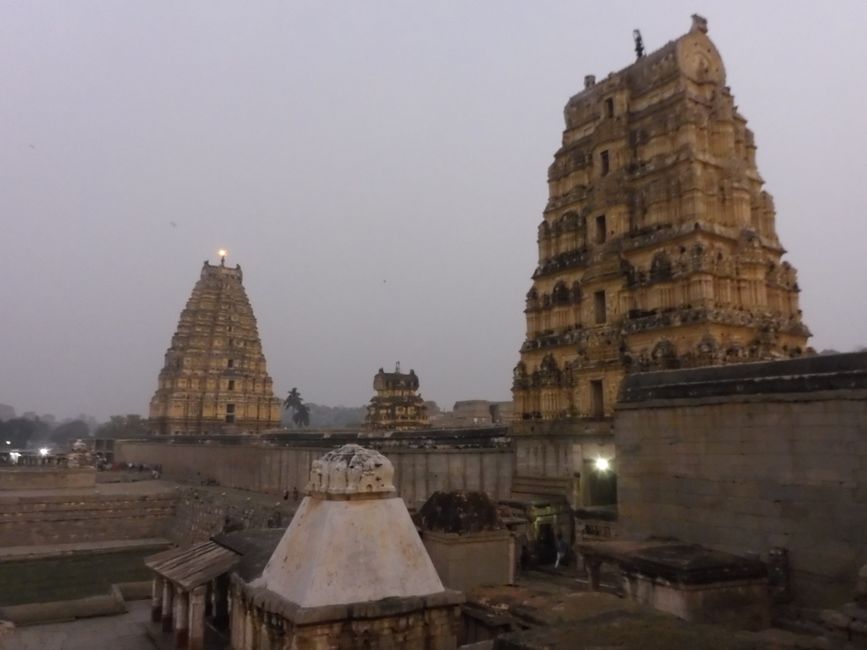 2024-12-13 Hampi und Mysore, Indien