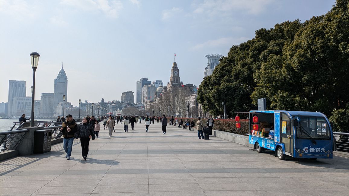 Scalo a Shanghai