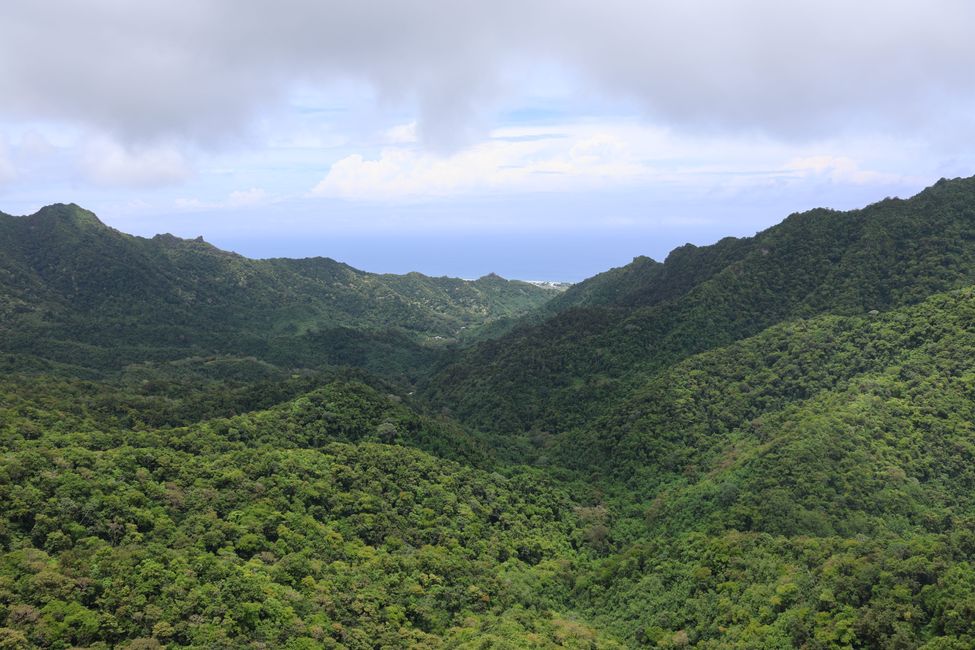Rarotonga - Caminata cruzada por la isla