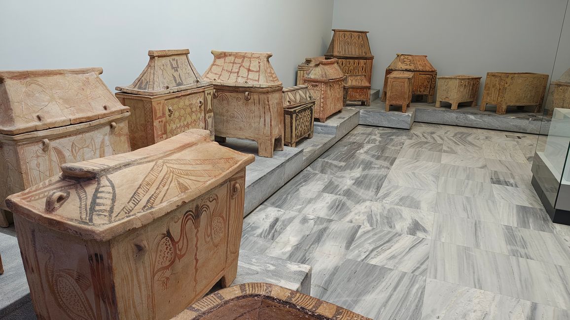 Sarcophages en terre cuite