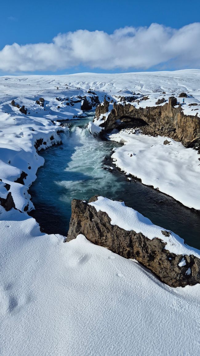Fire, Ice, and “Mrs.”: A day that smells of sulfur and ends in a thermal bath