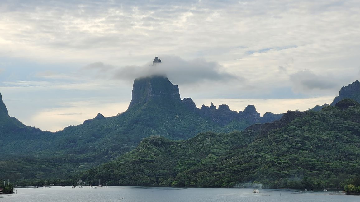 Mo’orea – impresionantes cumbres montañosas nos reciben