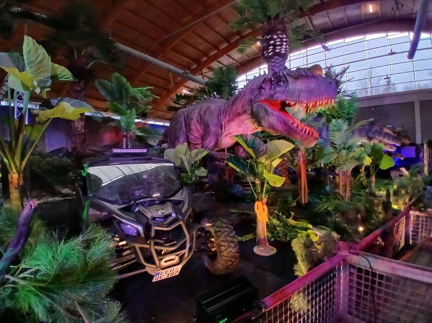 Dino Fever in Friedrichshafen: An Honest Look into the "Kingdom of Dinosaurs"