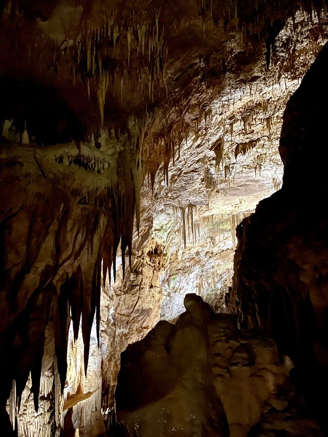 Tropfsteinhöhlenbesichtigung in Georgien - Prometheus Cave