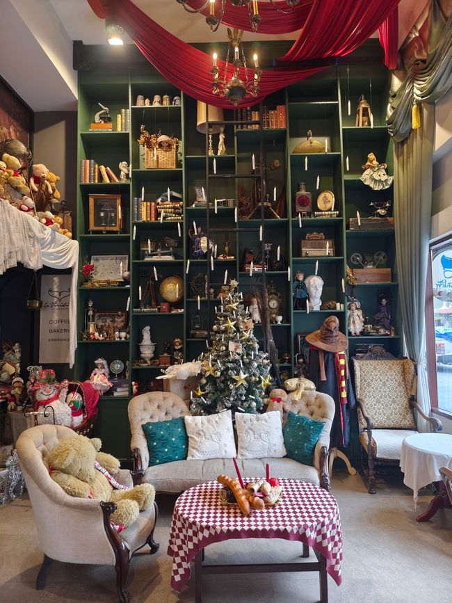 Thailand Teil 7: Weihnachten, Kater & das große Matschloch