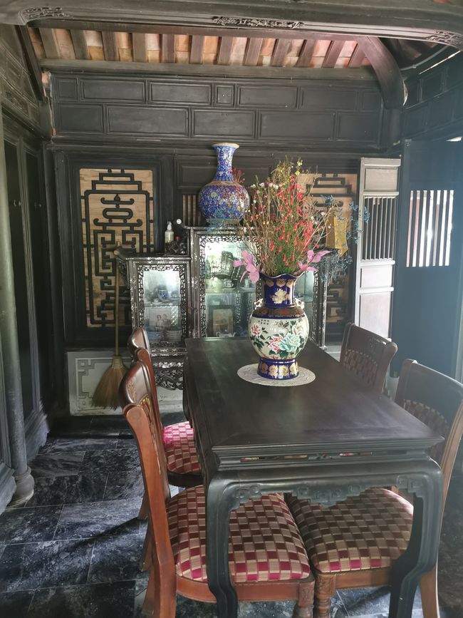 Recorrido por la antigua ciudad imperial de Hue