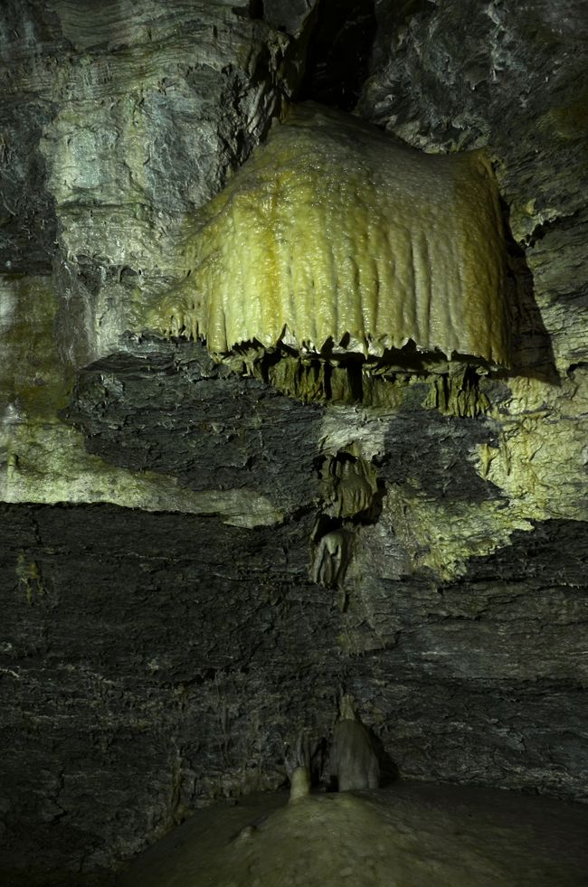 EXPLOSIVE ÜBERRASCHUNG - die Eberstadter Tropsteinhöhle