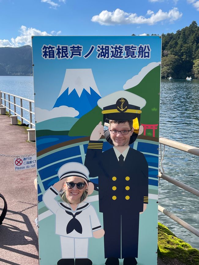 Schrein am Lake Ashi - Gondelfahrt zum Vulkan