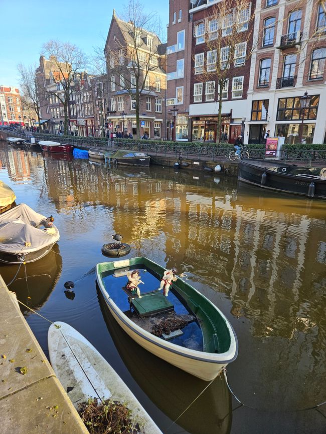 Place privée au bord d'un canal d'un résident