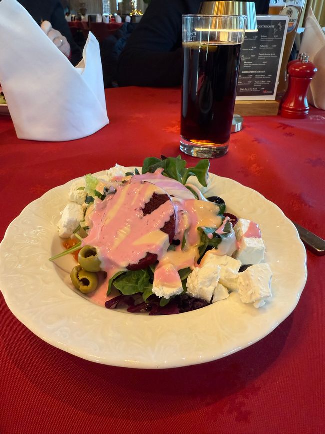 Andare a mangiare/ uscire a mangiare