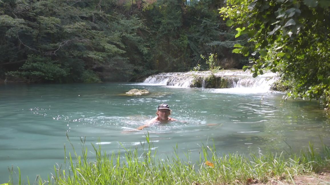 Mehrere Stellen zum Schwimmen 