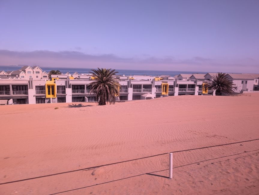 104.Etiqueta 18.4.25 Bahía Walvis, Namibia