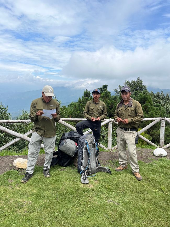 Auszeichnungen für die tollkühnen Bezwinger des Feuervulkanes