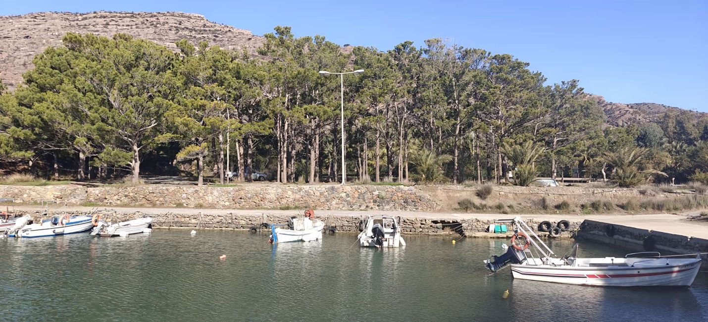 Hafen von Makry Gialos