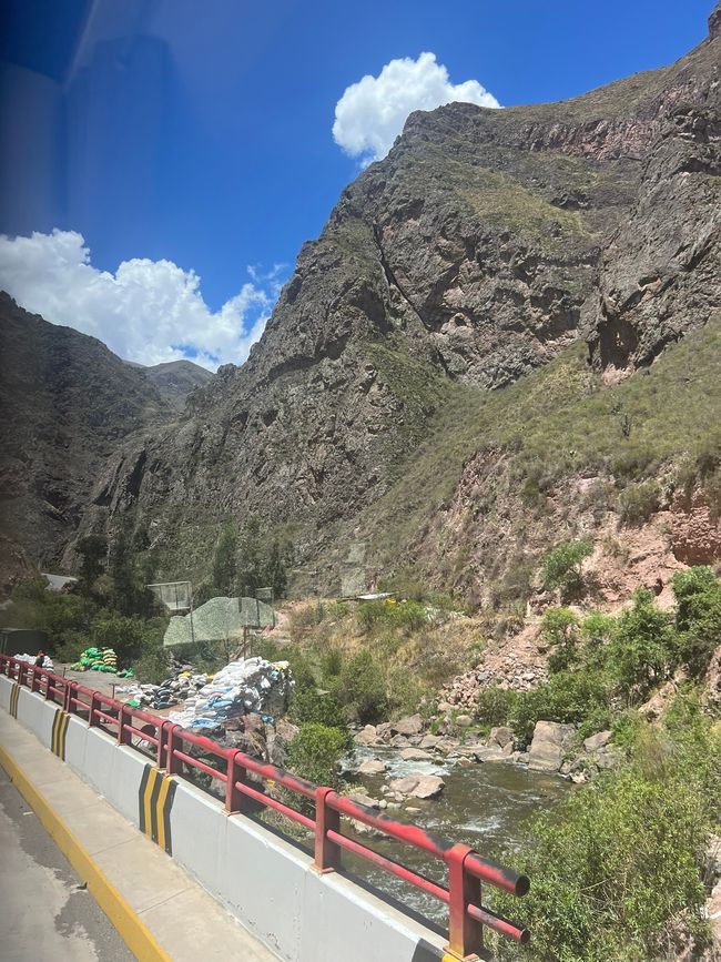 👷♂️Tag 30-2 (2.11.) Viaggio da Cusco ad Aguas Calientes ai piedi del Machu Picchu