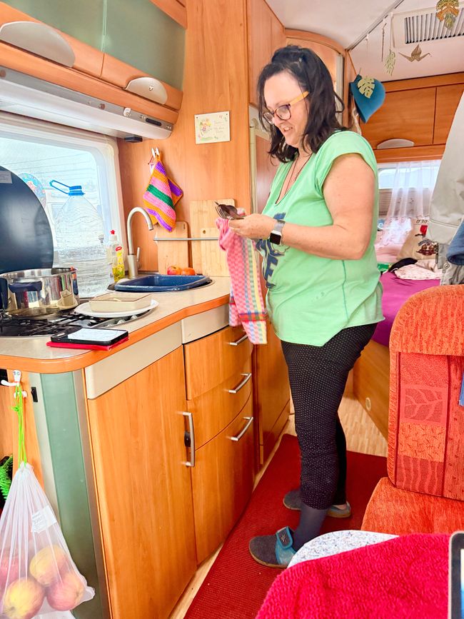 Icke has the small kitchen fully under control.