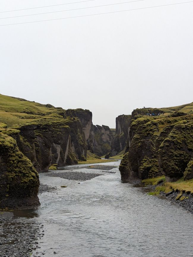 Fjaðrárgljúfur-Schlucht