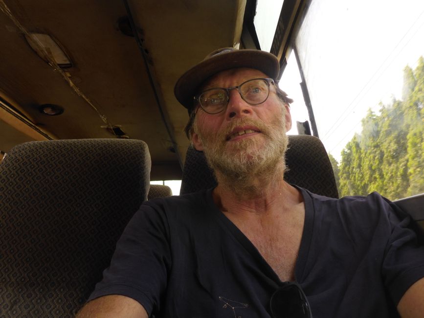 Retour avec un petit bout en bus