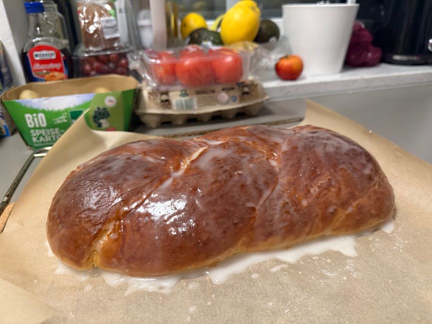 Préparation du pain de Pâques/ bake an Easter bread