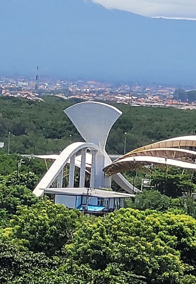 Jour 111 et 112 sur 175 : Croisière autour du monde - Benoa/Bali